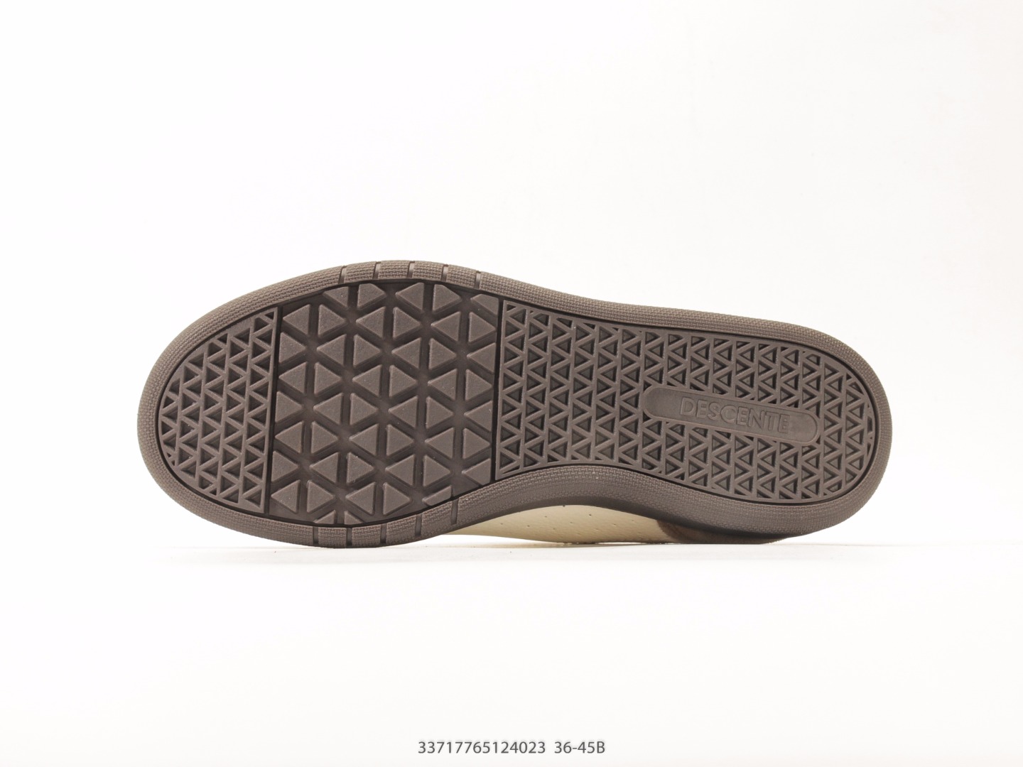 Descente Chron Court SB Low Lifestyle Sneaker view