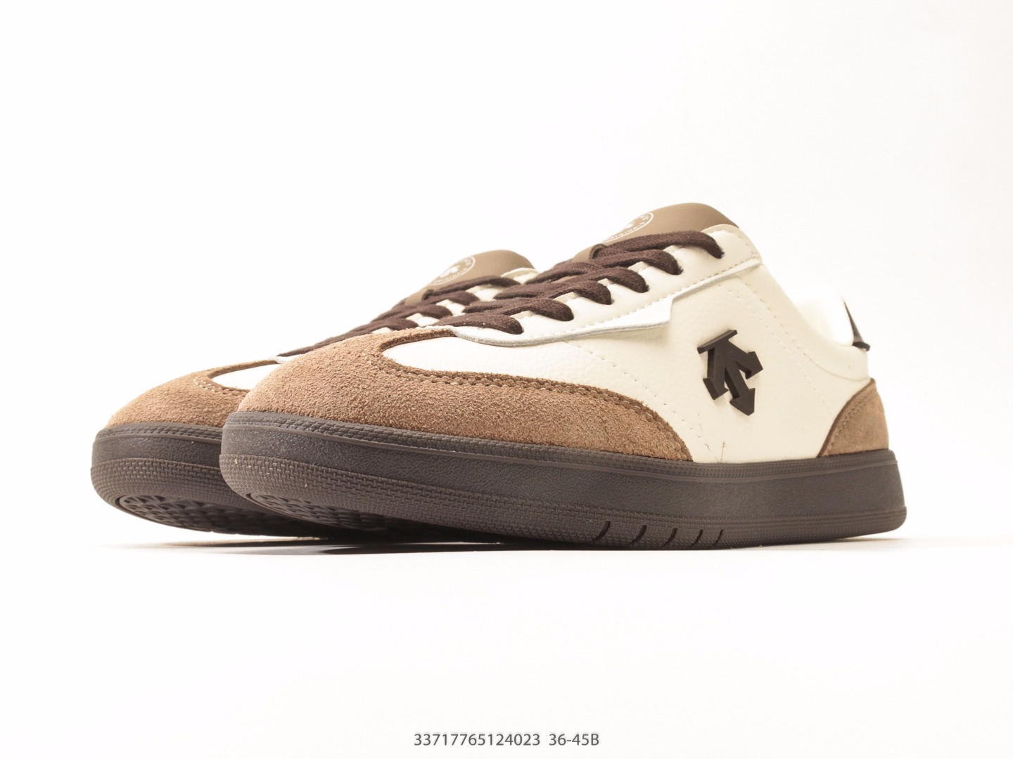 Descente Chron Court SB Low Lifestyle Sneaker view