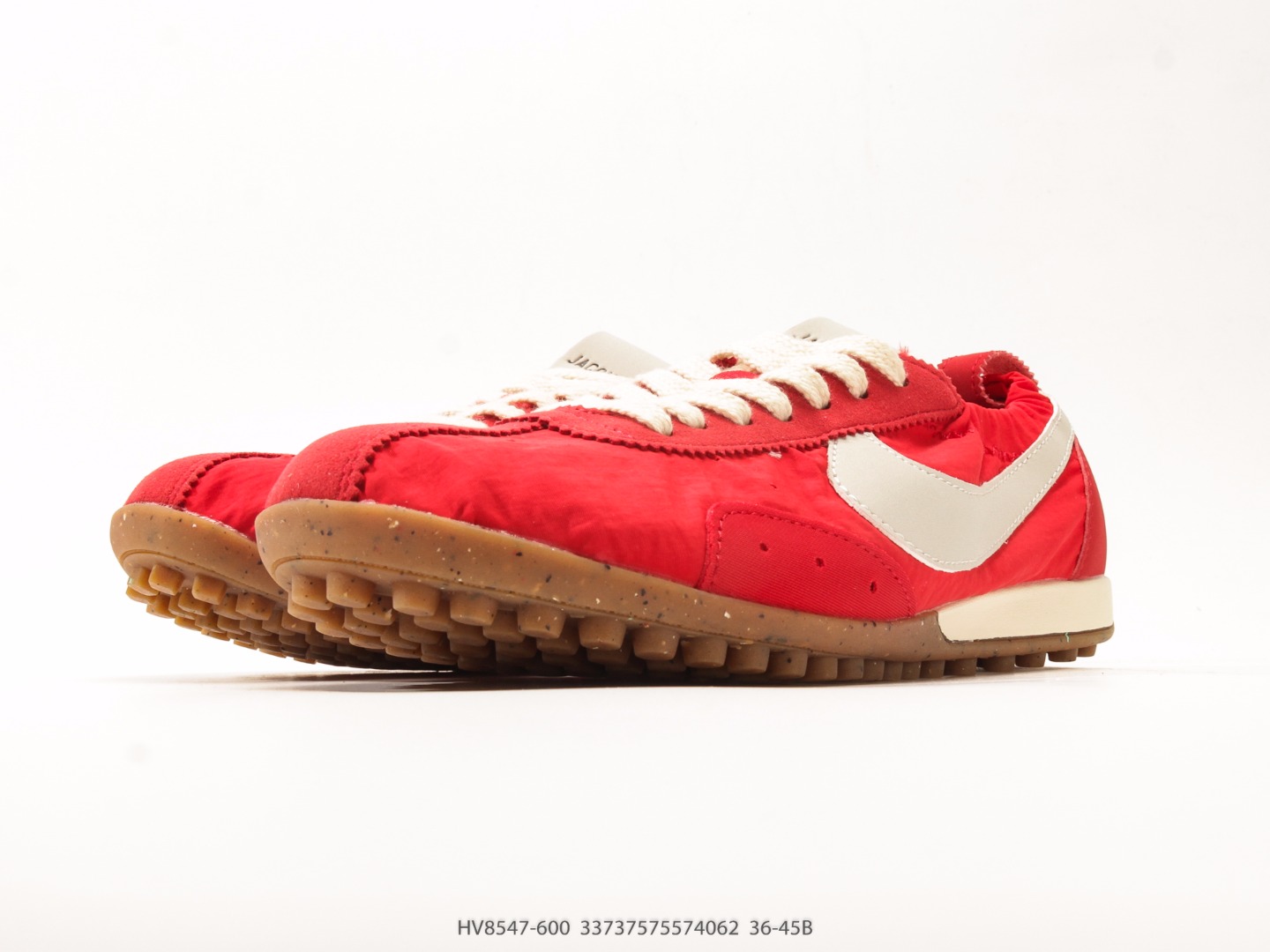Jacquemus x Nike Jacumoon Low-Top Casual Sneaker HV8547-600 view