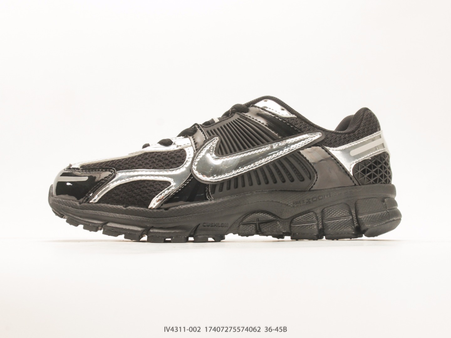 Nike Zoom Vomero 5 Retro Running Shoe