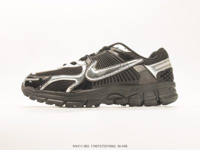 Nike Zoom Vomero 5 Retro Running Shoe