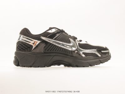 Nike Zoom Vomero 5 Retro Running Shoe view 2