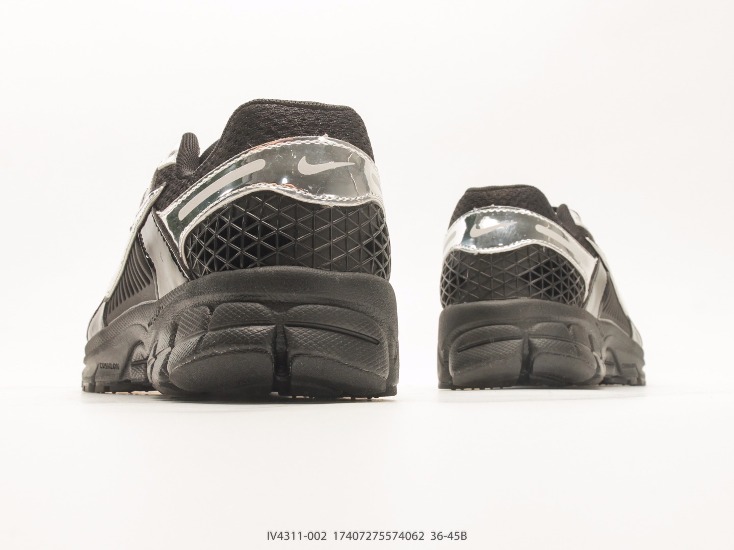 Nike Zoom Vomero 5 Retro Running Shoe view
