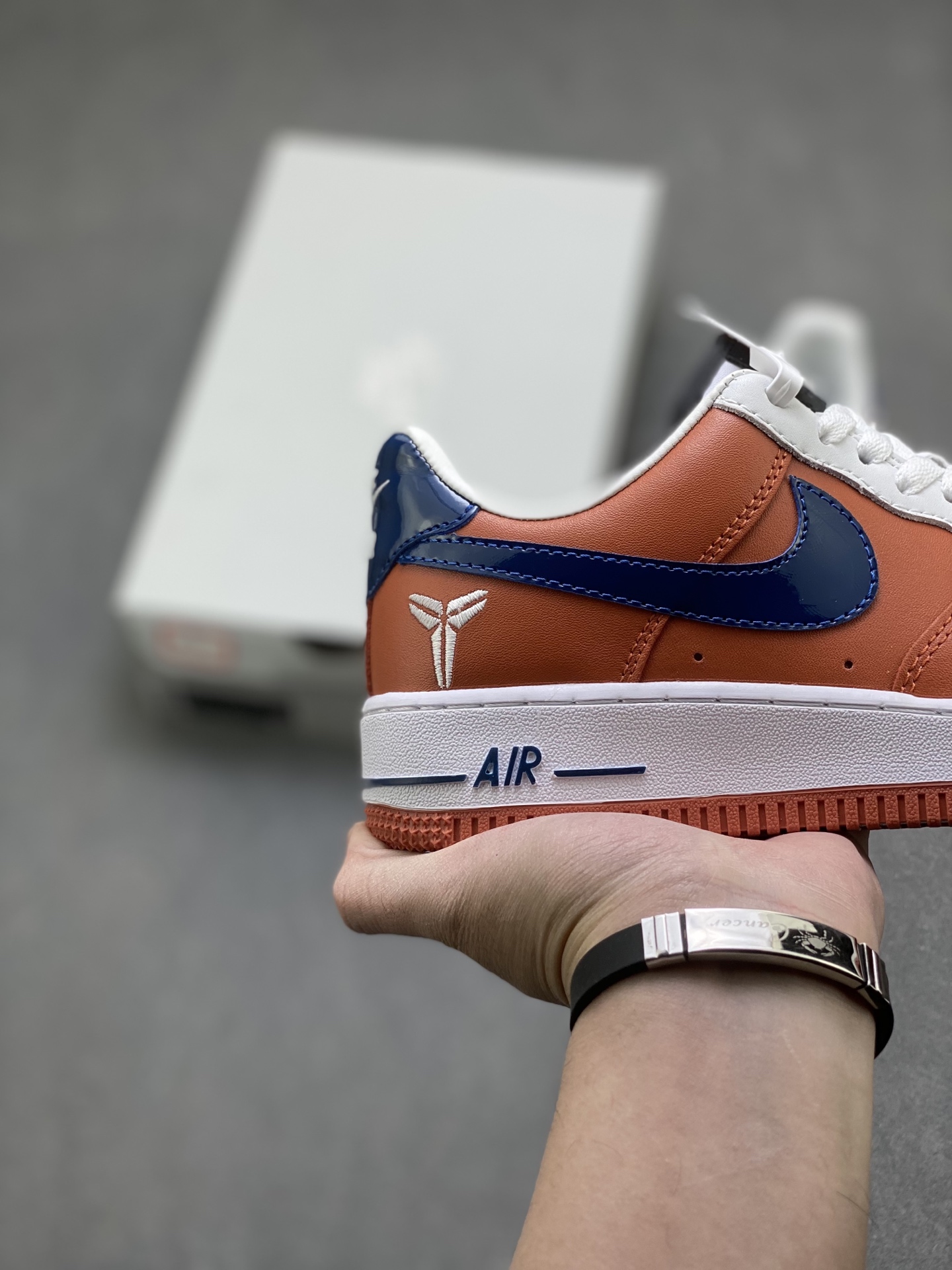 Nike Air Force 1 07 Low White Burnt Orange Blue view