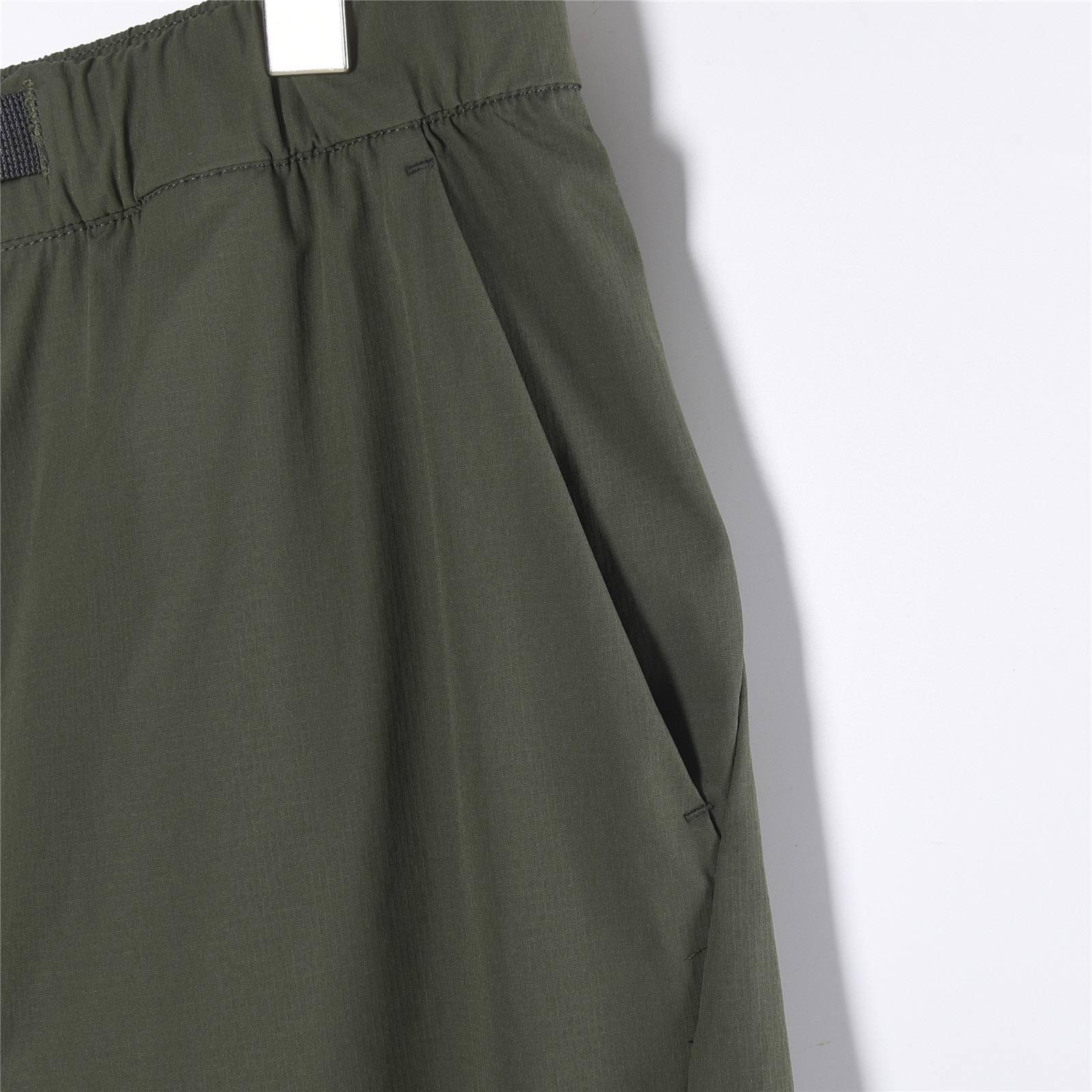 Descente Urban Cycling Woven Quick-Dry Shorts Olive view