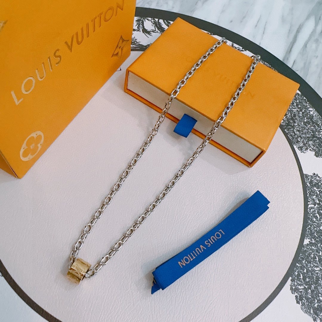 Louis Vuitton Punk Chain Necklace Silver view