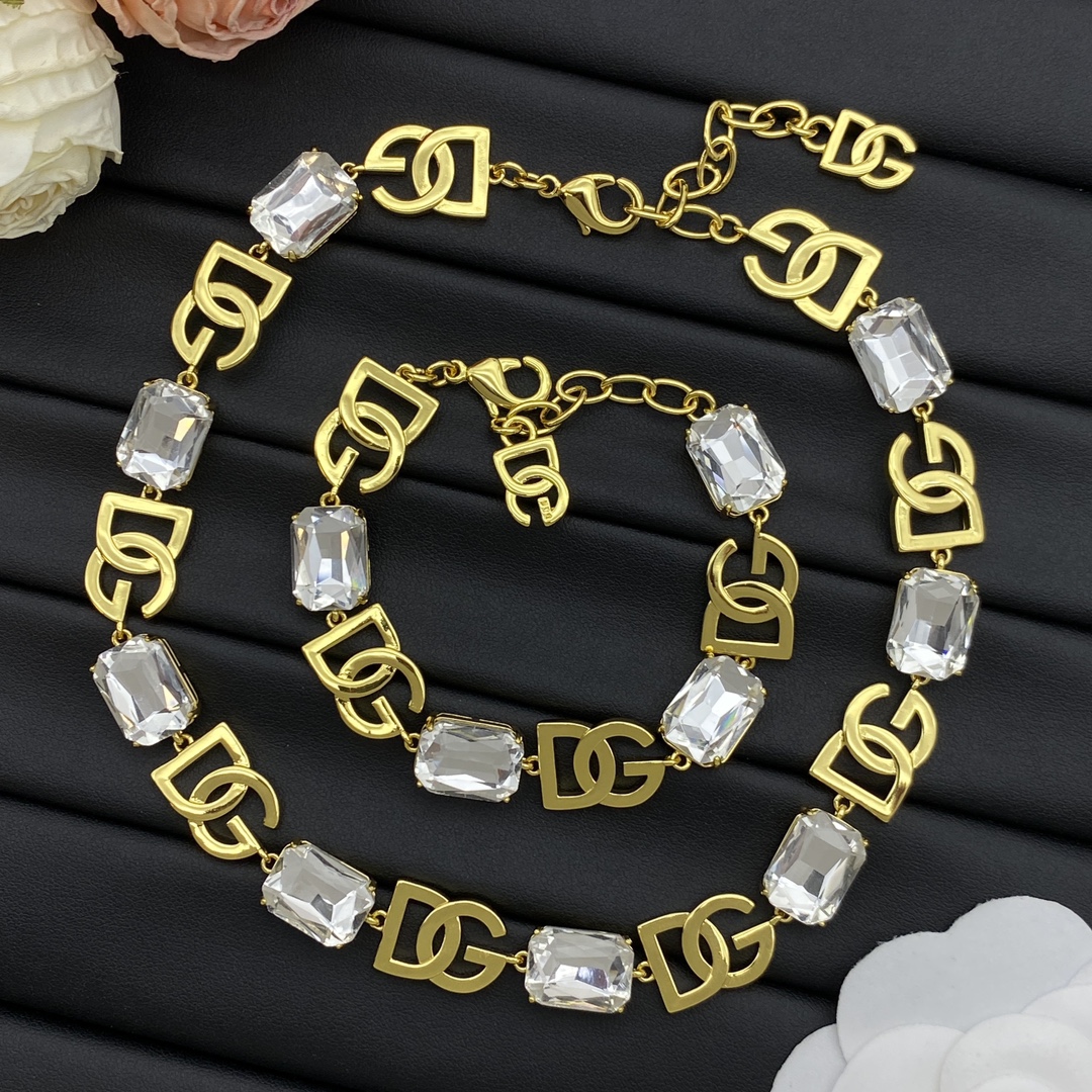Dolce & Gabbana DG Bracelet and Necklace Gift Set view