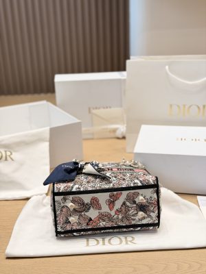 Dior Lady D-Lite Embroidered Flap Bag 24cm view 6