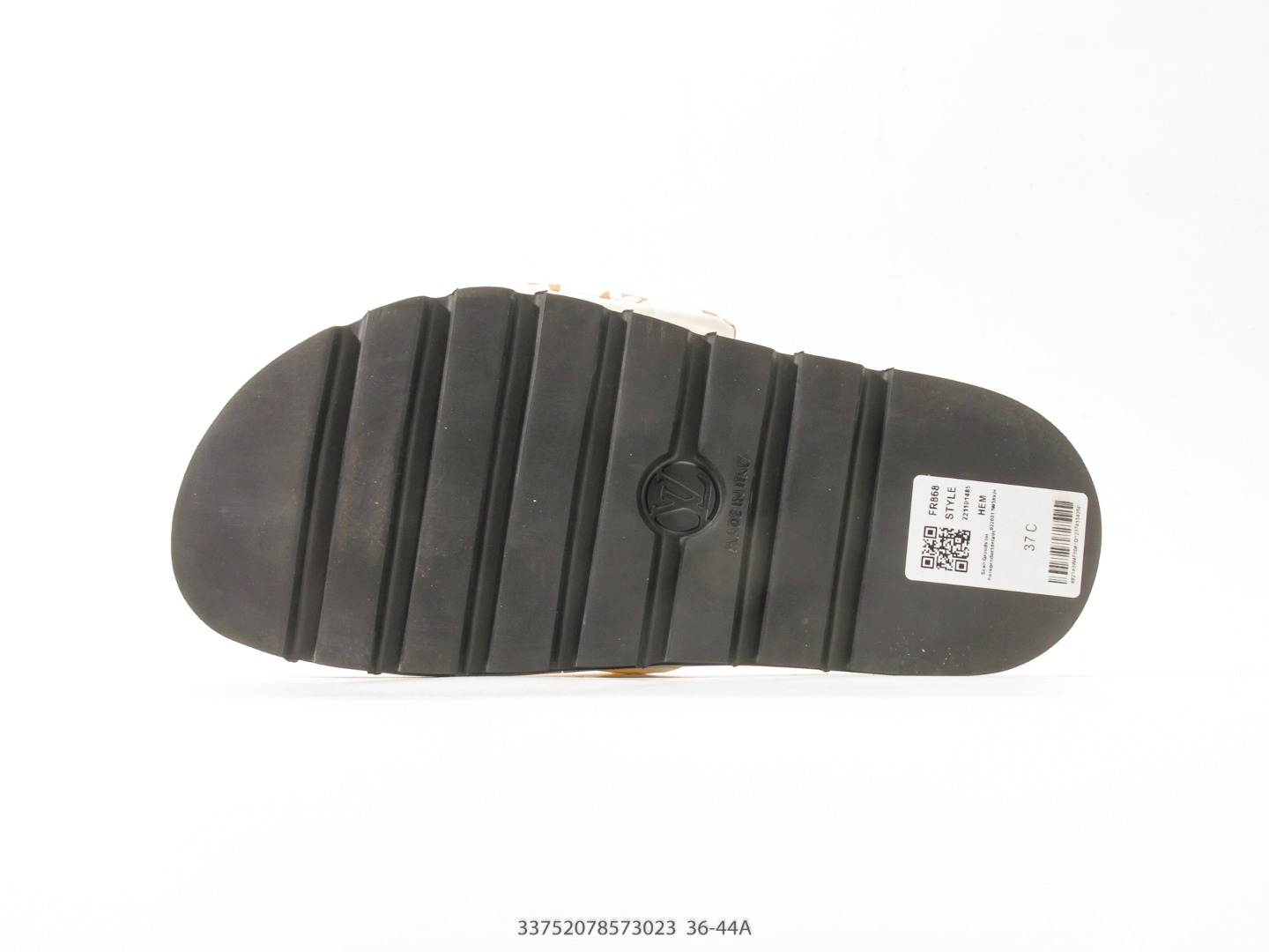 Louis Vuitton Pool Pillow Mule Slide view