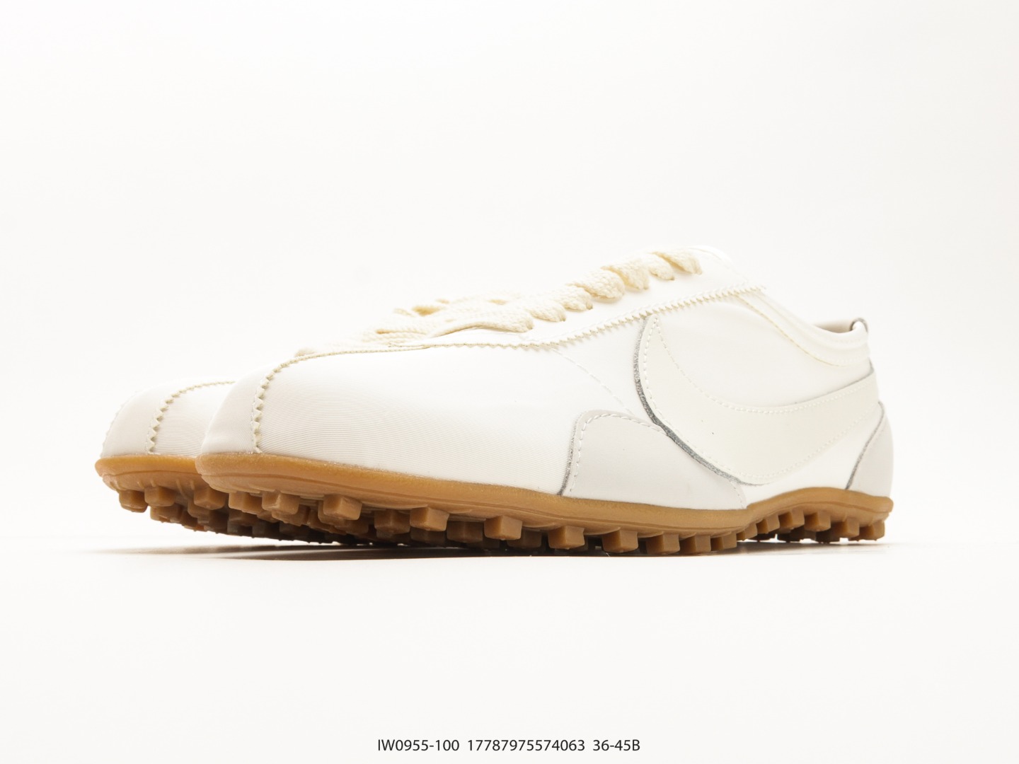 Nike Moon Shoe OG Summit White view