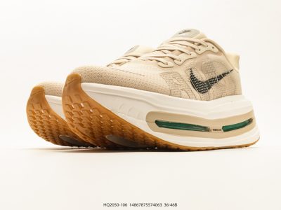 Nike Vomero Premium Running Shoe Beige view 5