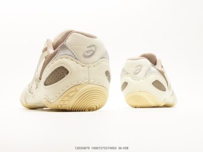 Asics Hypersync Low-Top Trainer view 6