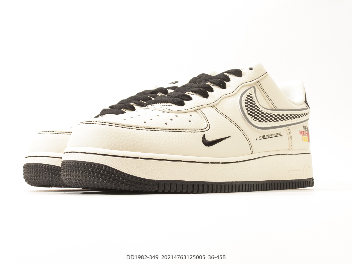 Nike Air Force 1 '07 Low The North Face Cream view
