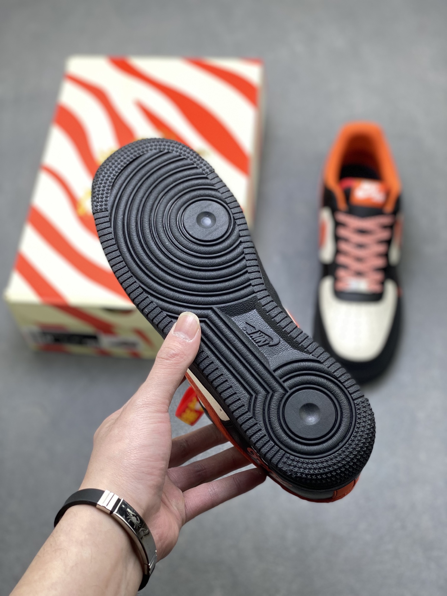 Nike Air Force 1 '07 Low Black White Orange view