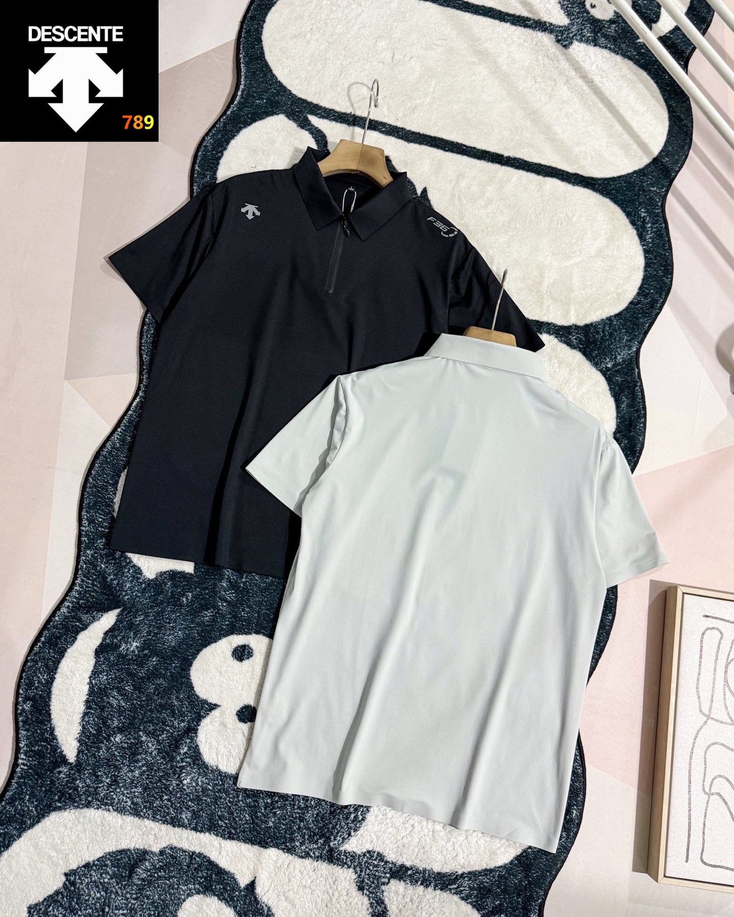Descente Golf Series Half-Zip Ice-Silk Polo Shirt Black / Grey view