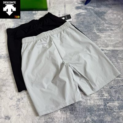 Descente Quick-Dry Athletic Shorts (2 Colors) view 5
