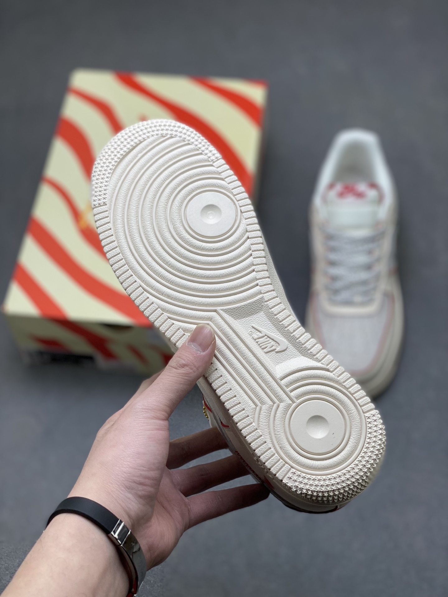 Nike Air Force 1 '07 Low Grey Fog White view