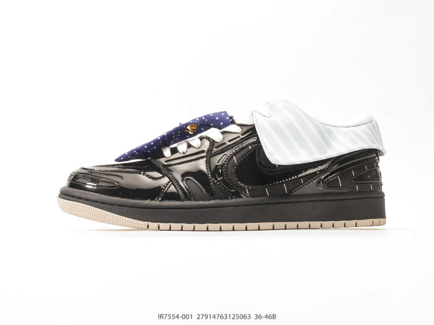 Nike Dunk Low Black White