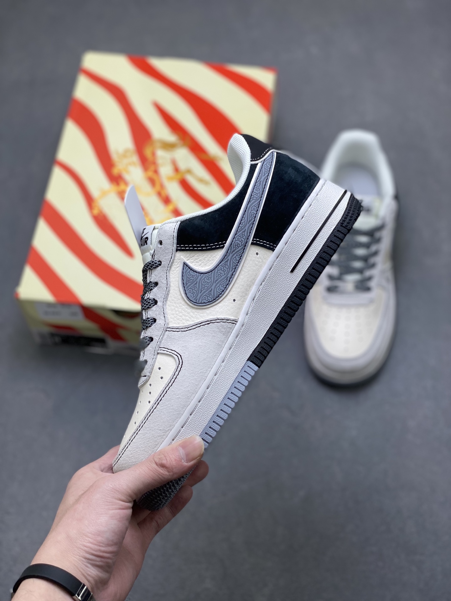 Nike Air Force 1 '07 Low Wheat view