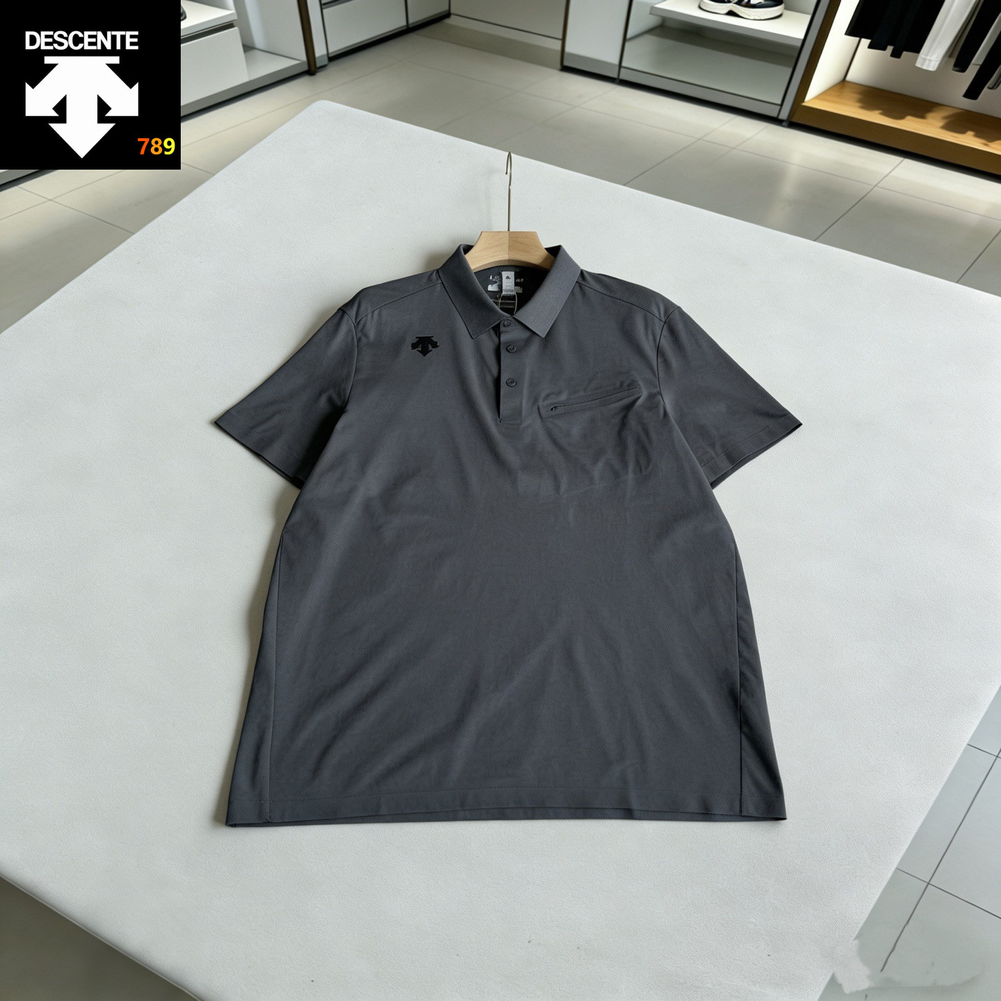 Descente Summer Bonded-Pocket Quick-Dry Tee view