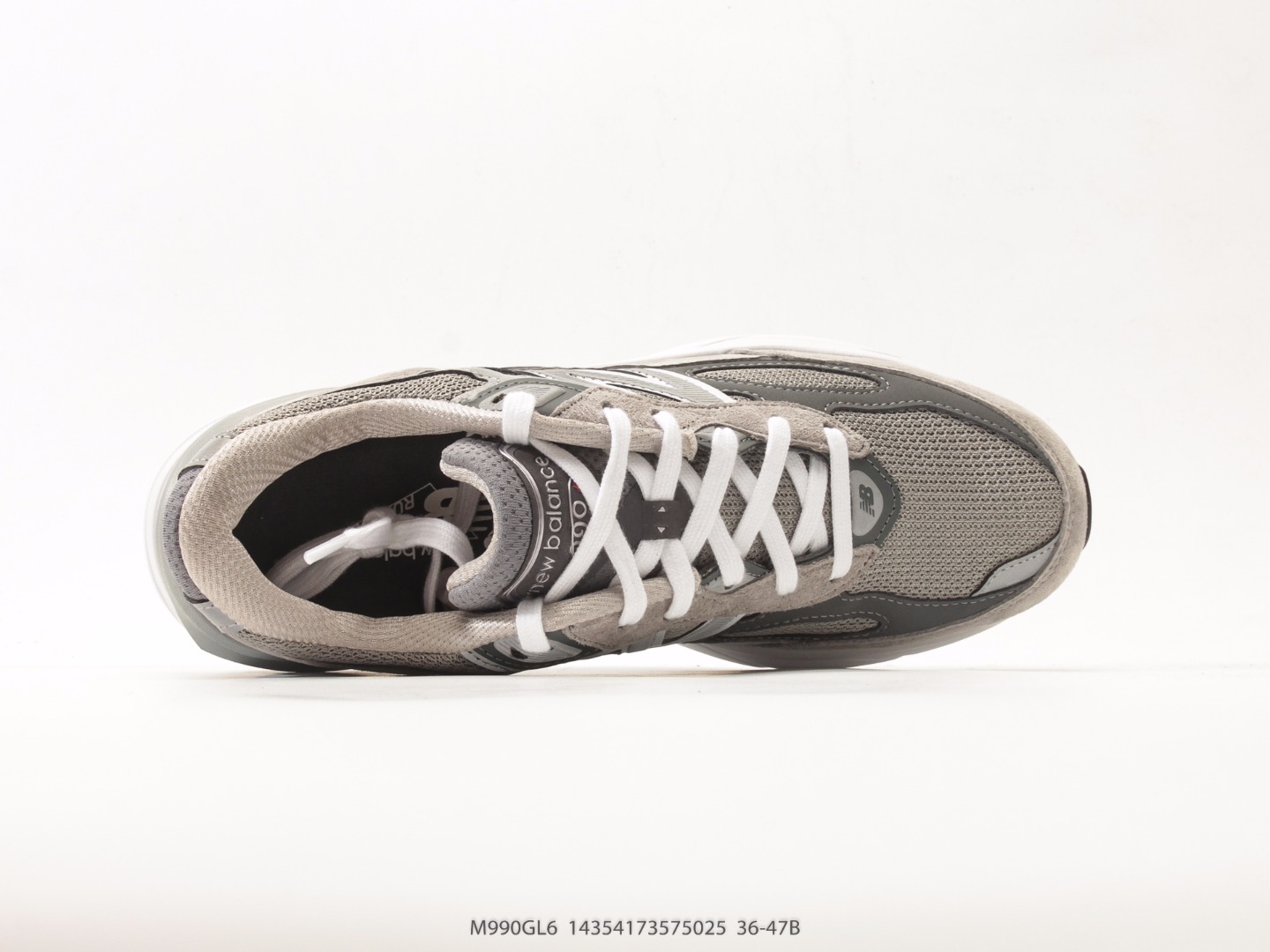 New Balance 990v6 Grey Low-Top Classic Runner view