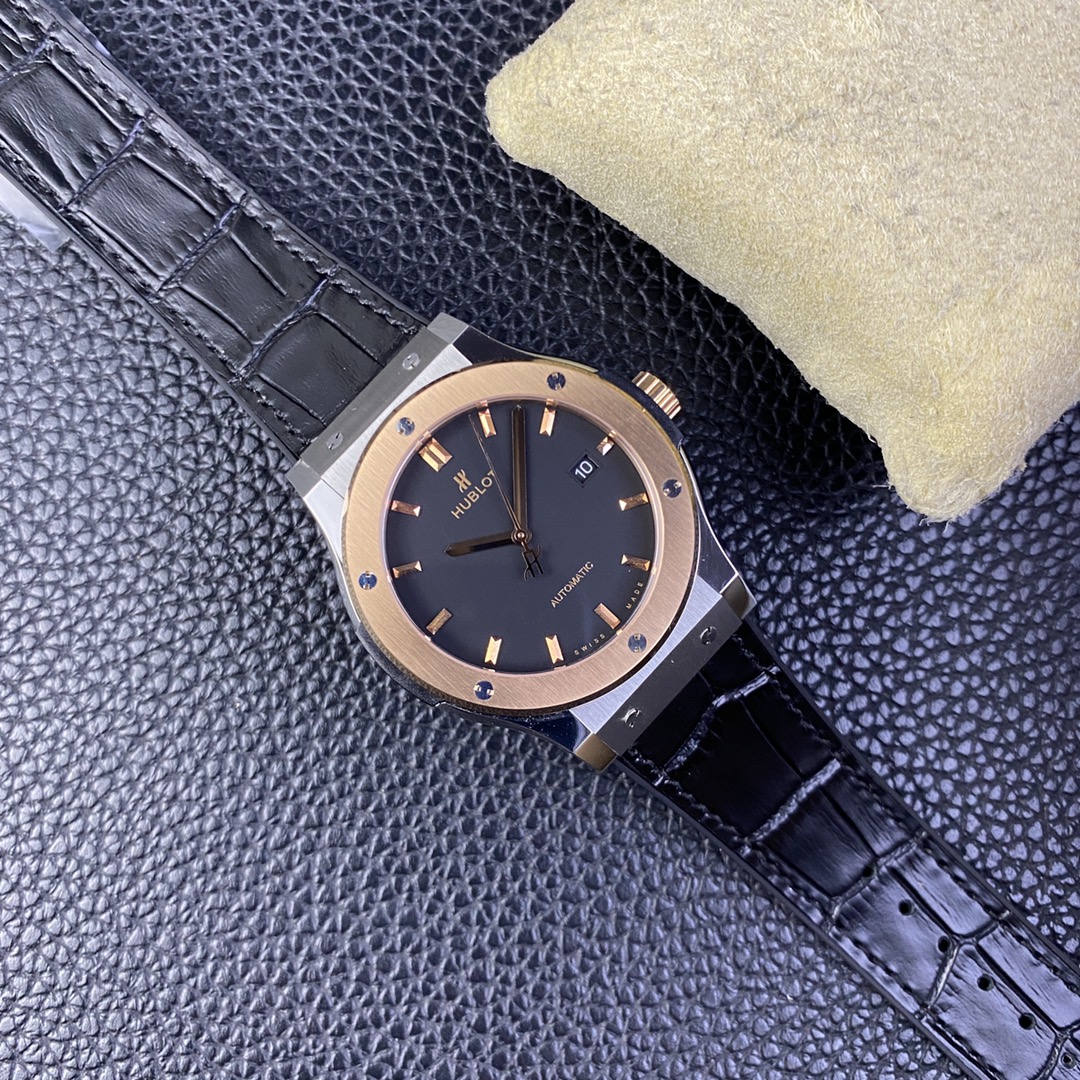 JJ+ Watch - Rubber and Leather Strap Options