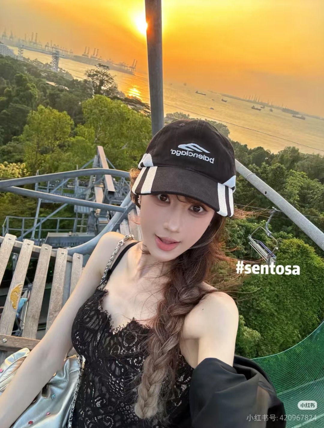 Balenciaga BLCG 2026 3B Logo Black-White Double-Stripe Soft Baseball Cap view