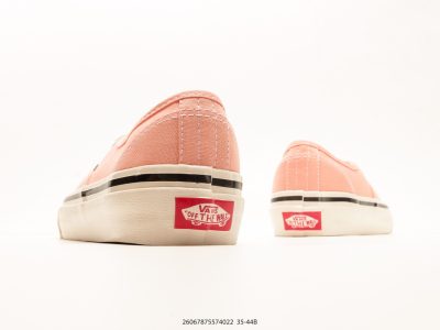 Vans original-style 44 DX Black White view 6