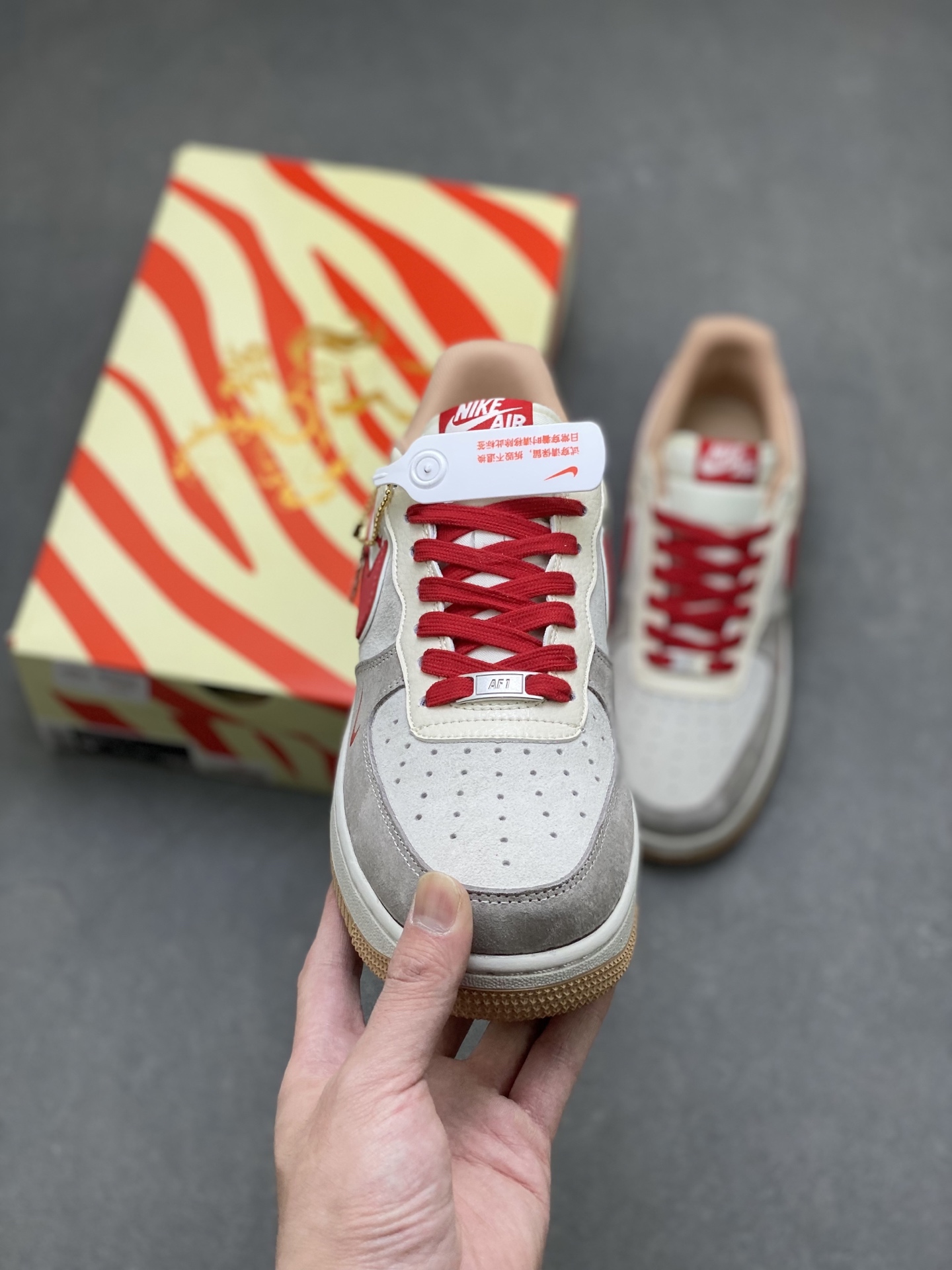 Nike Air Force 1 '07 Low White Red view