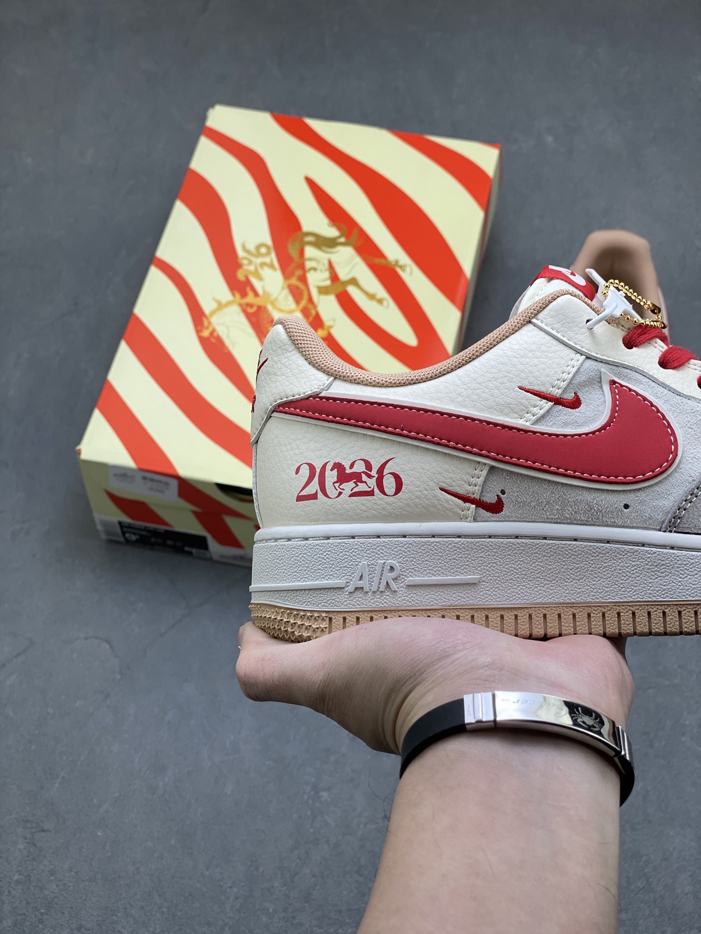 Nike Air Force 1 '07 Low White Red view