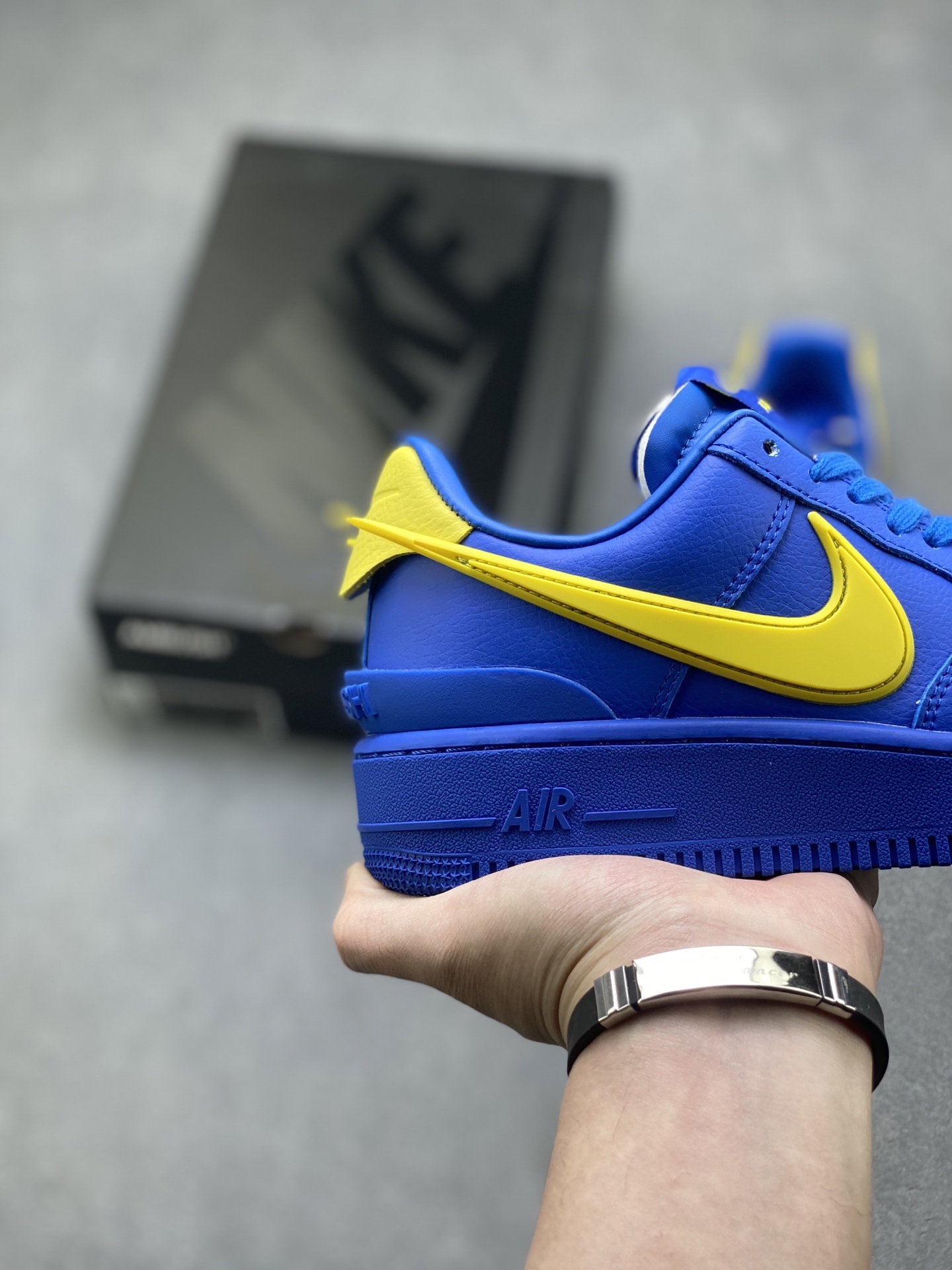 Nike Air Force 1 07 Low UV Blue view