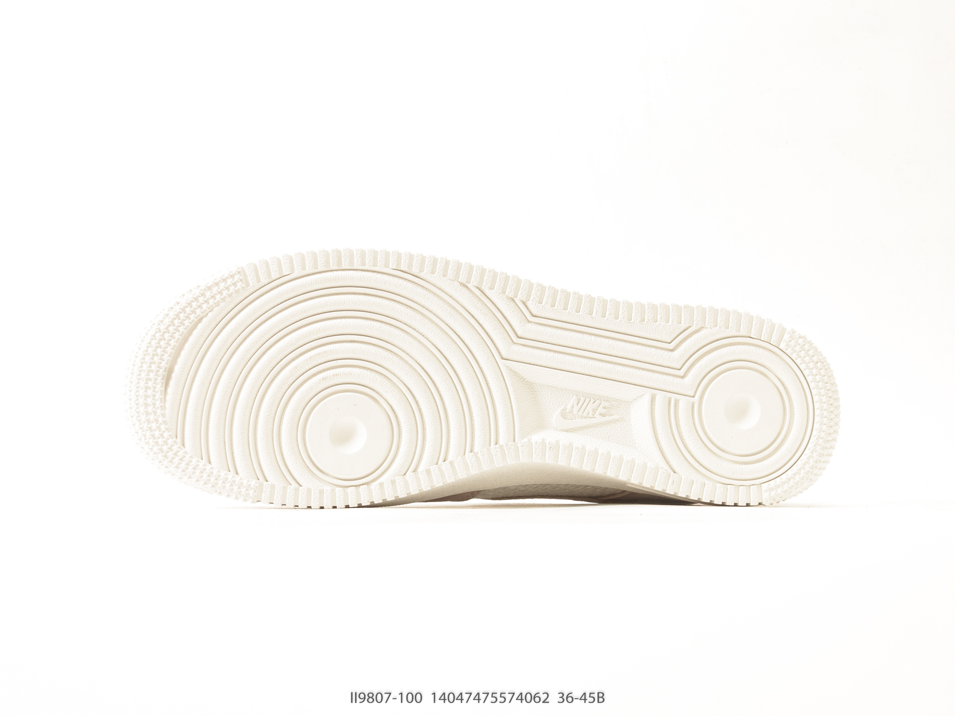 Nike Air Force 1 '07 Low Triple White view