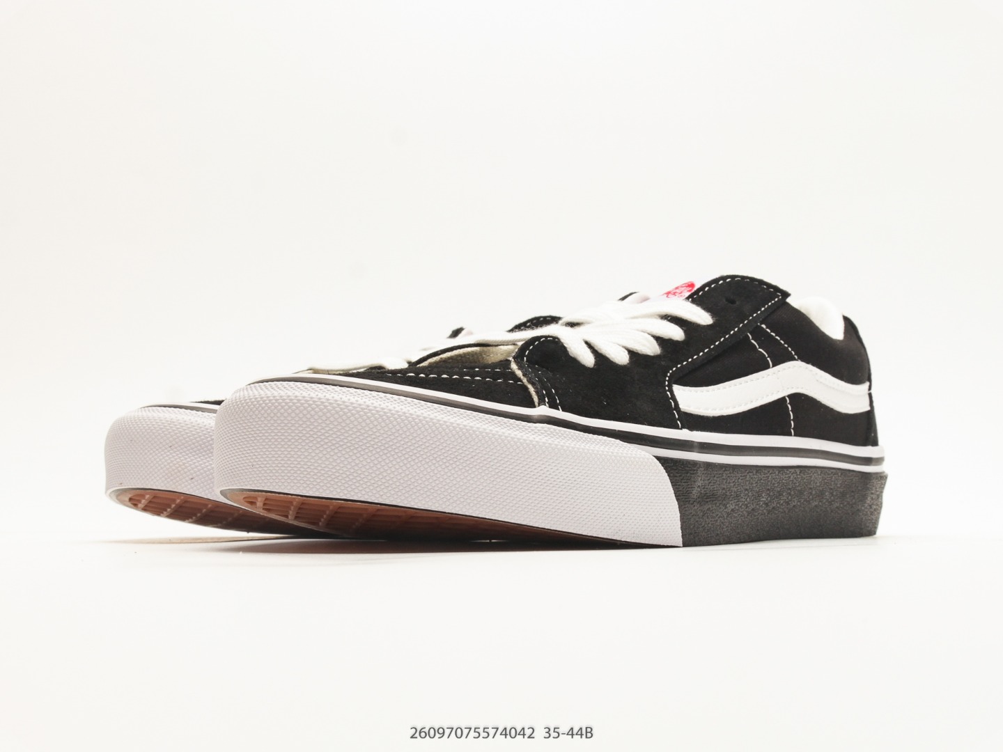 Vans Vault OG Old Skool LX Canvas Low view