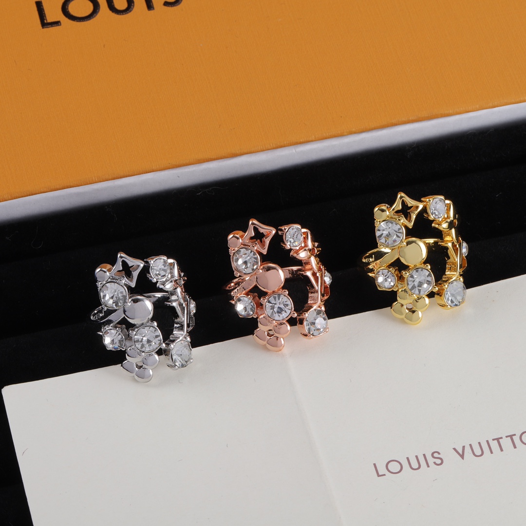 Louis Vuitton LV Logo Ring view