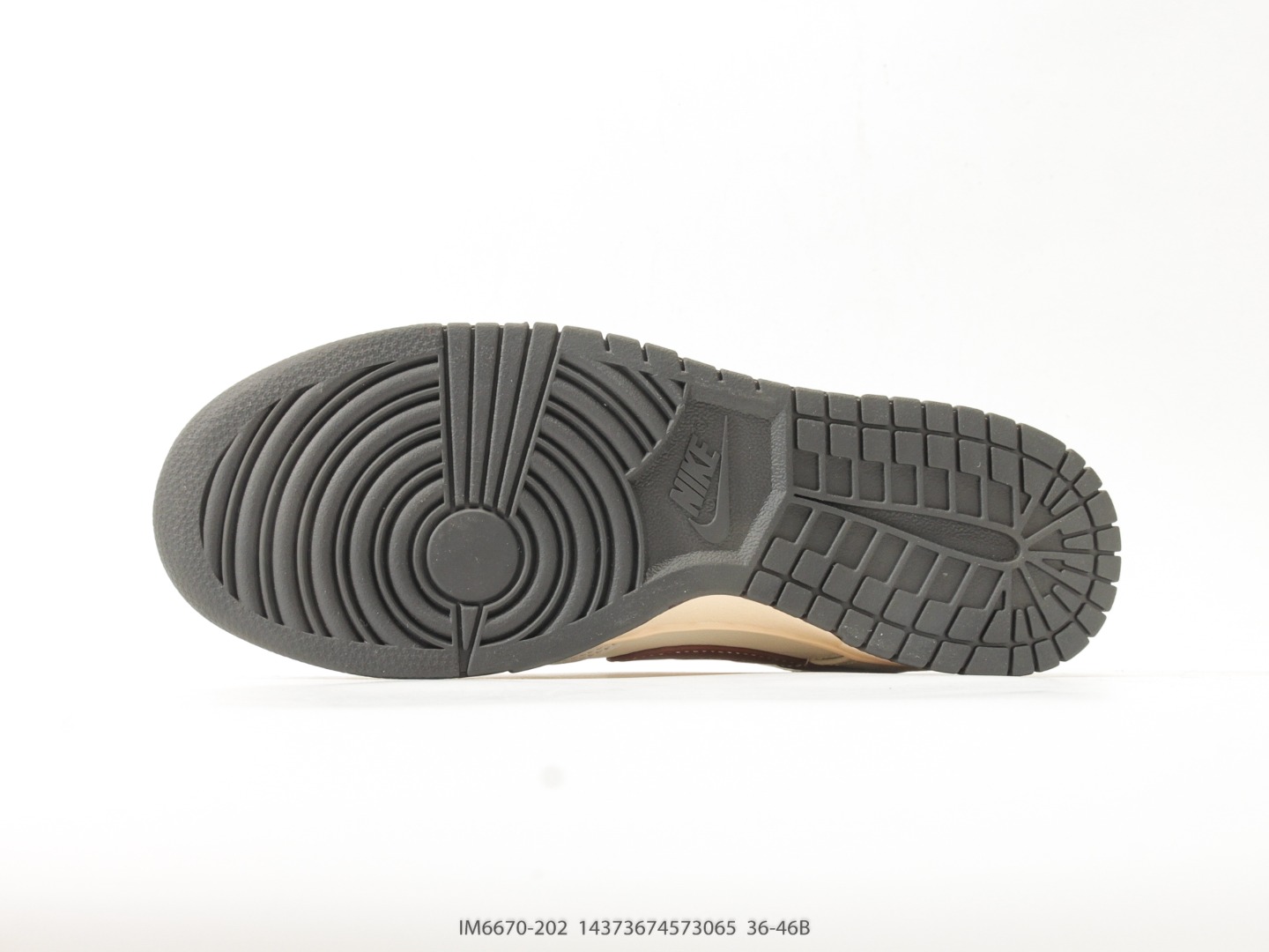 Nike Dunk Low Tan Sail view