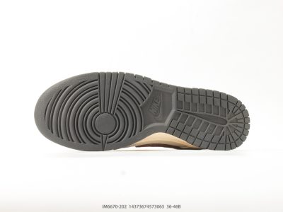 Nike Dunk Low Tan Sail view 4