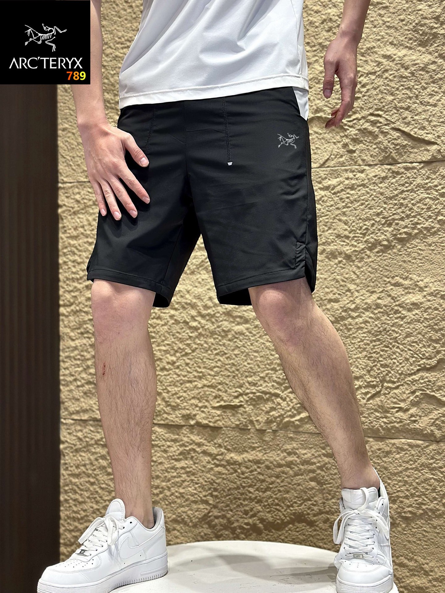 Arc'teryx Men's Lightweight Running Shorts view