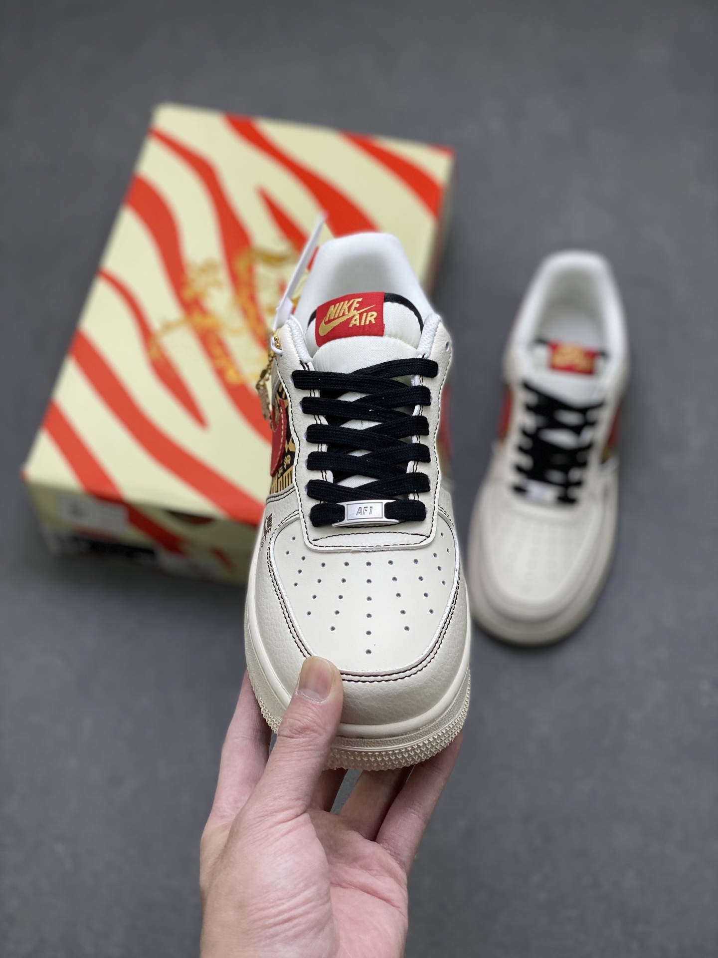 Nike Air Force 1 07 Low White Cream view