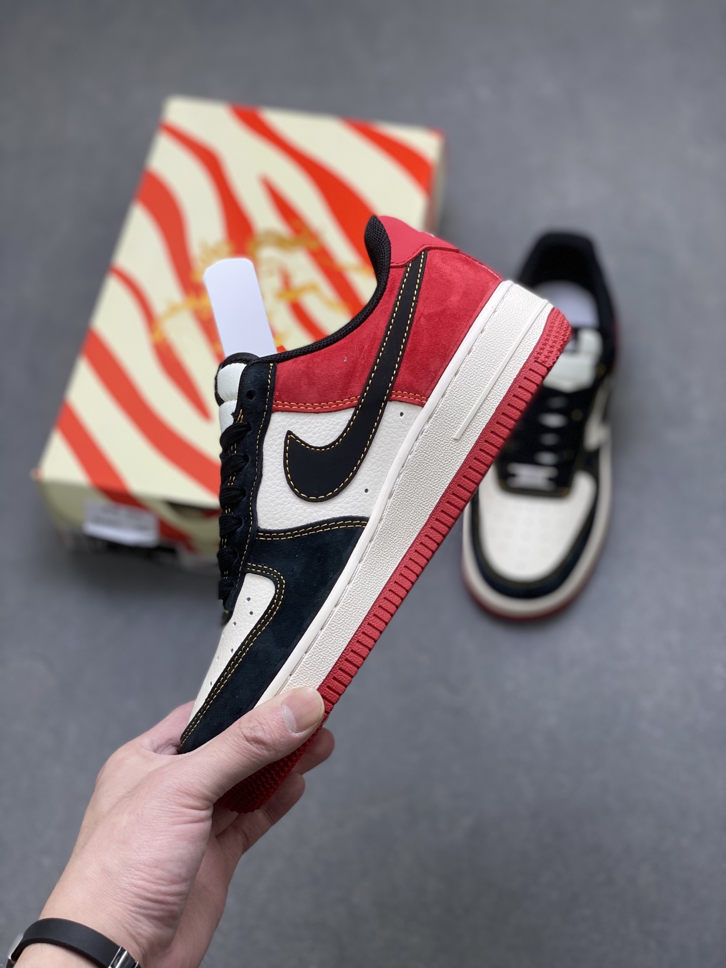 Nike Air Force 1 '07 Low Red White Black view