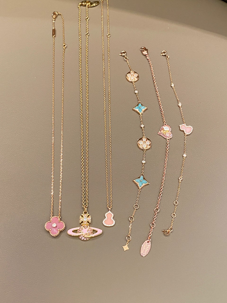 VCA Gourd Lucky Charm Necklace Multi-Brand Set view