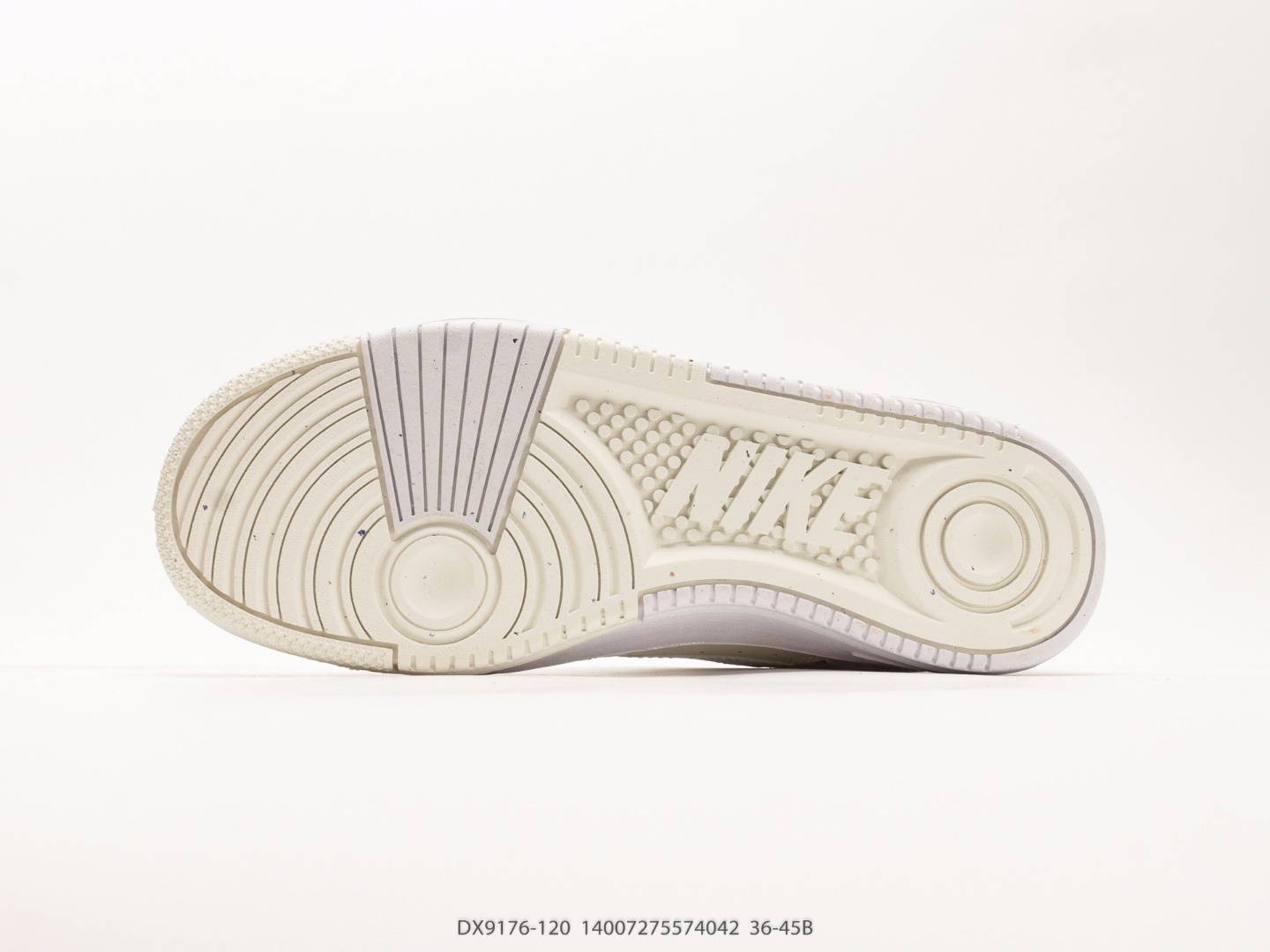 Nike Air Force 1 '07 Low White view