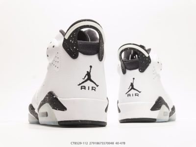 Air Jordan 6 OG Oreo 2025 Retro view 6