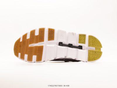 On Running Cloudrunner 3 Low Training Shoe view 4