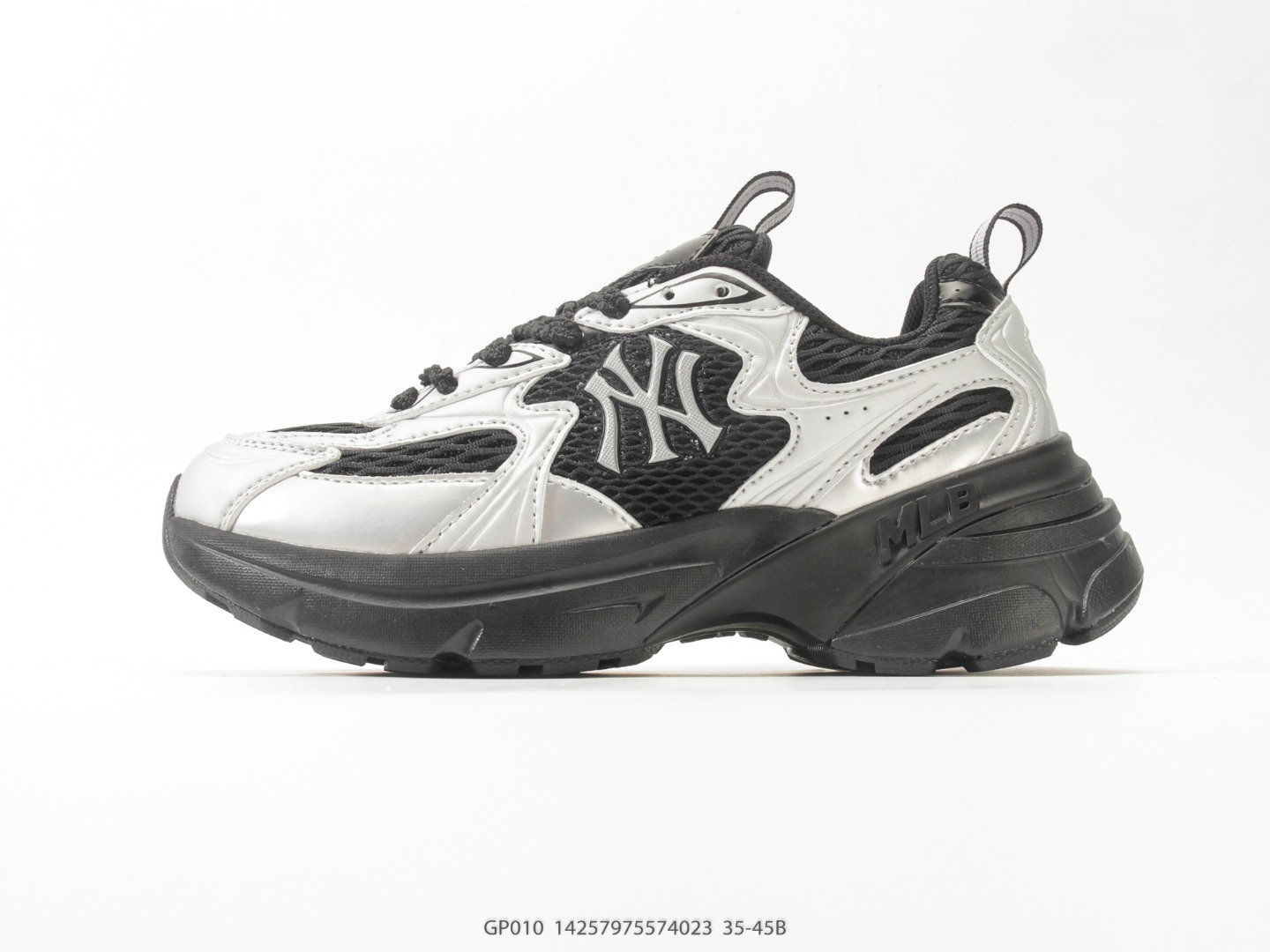 MLB Chunky Liner Low-Top Platform Sneaker