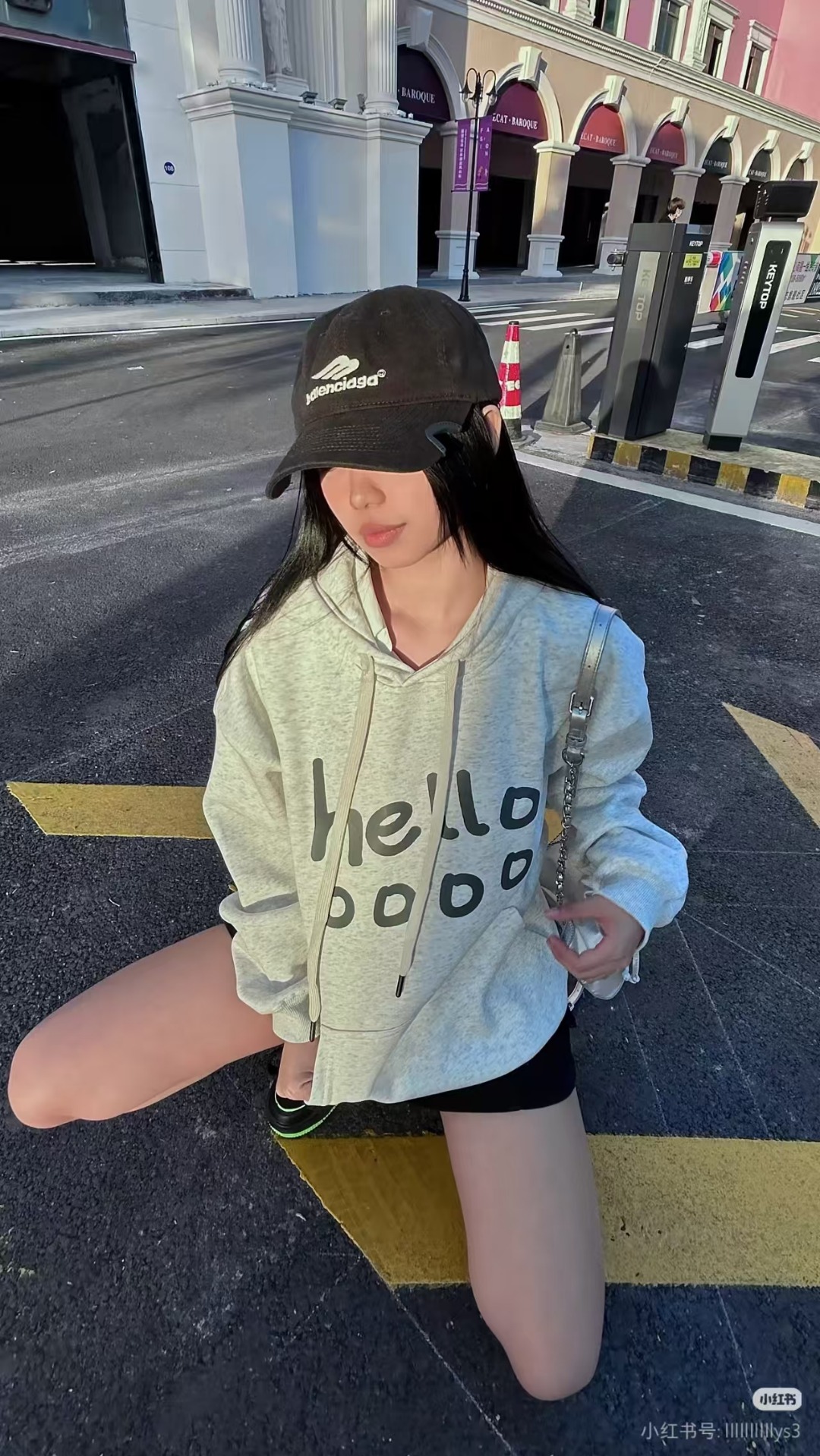 Balenciaga BLCG 3B Heavy Embroidery Washed Corner-Cut Soft Baseball Cap view