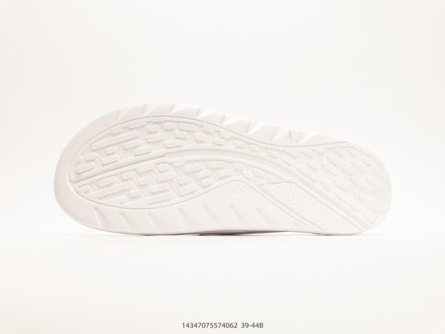 Descente Calm Thong 3.0 Flip-Flop White view