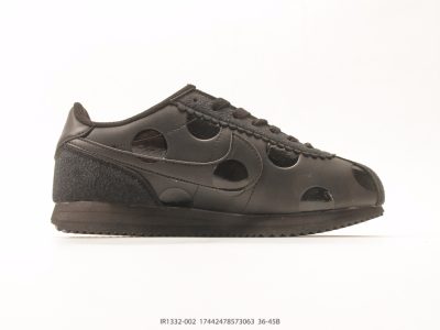 Nike Classic Cortez Black White view 2