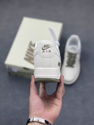 Nike Air Force 1 Low White Grey view 4