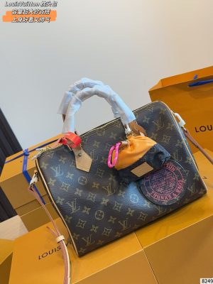 Louis Vuitton Speedy Soft Pillow Bag 30cm view 2
