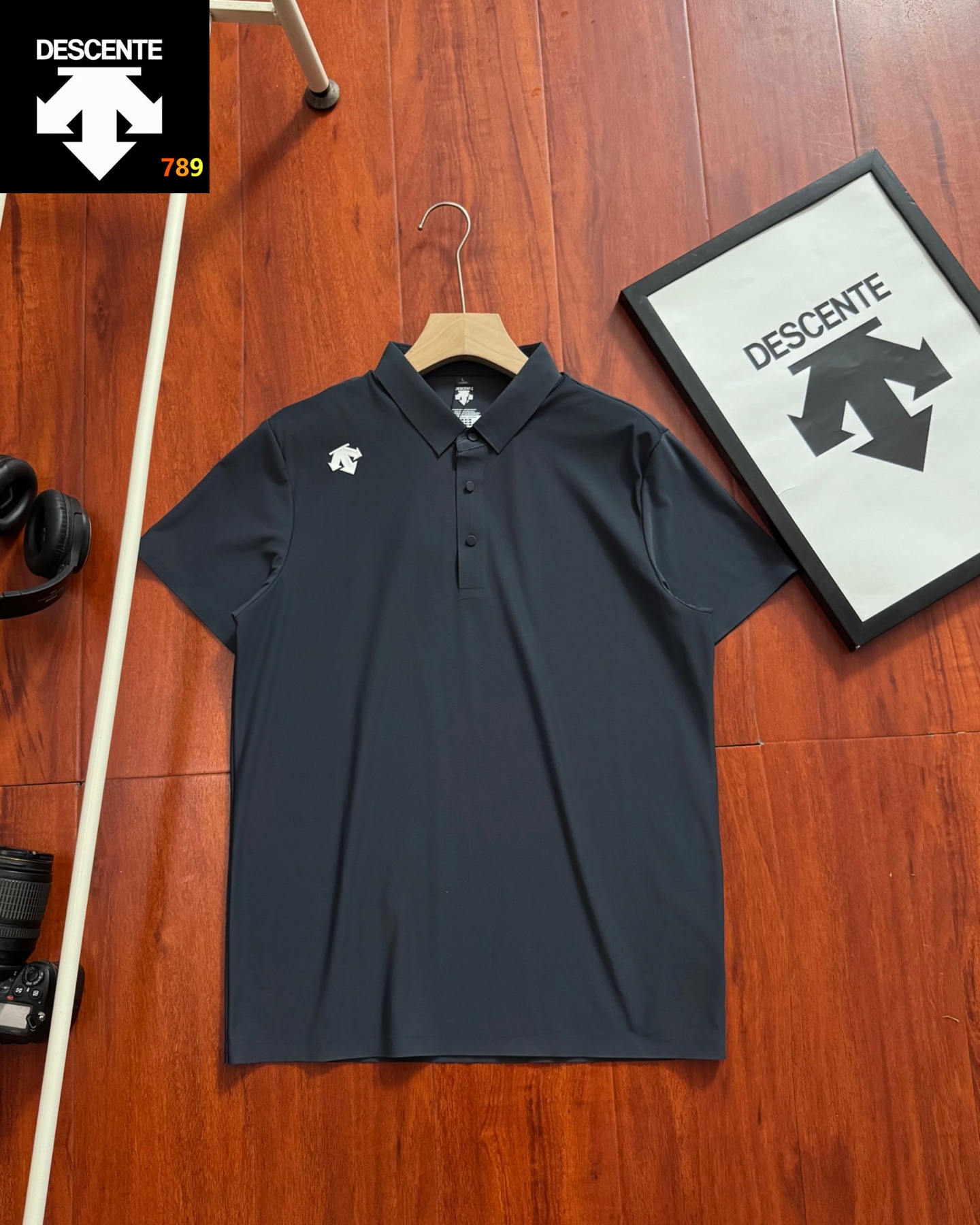 Descente Ice-Feel Half-Zip POLO Shirt view